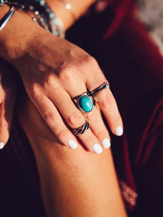 Boutique de bijoux de femme tendance et pas cher